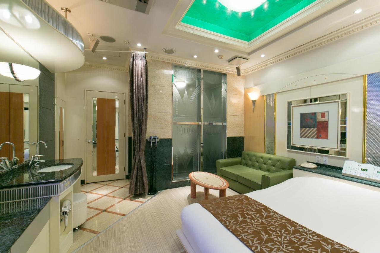 HOTEL D-WAVE Shinjuku（Adult Only) Tokyo Bagian luar foto