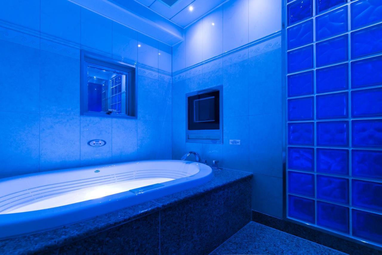 HOTEL D-WAVE Shinjuku（Adult Only) Tokyo Bagian luar foto