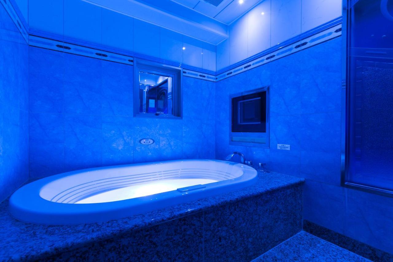 HOTEL D-WAVE Shinjuku（Adult Only) Tokyo Bagian luar foto