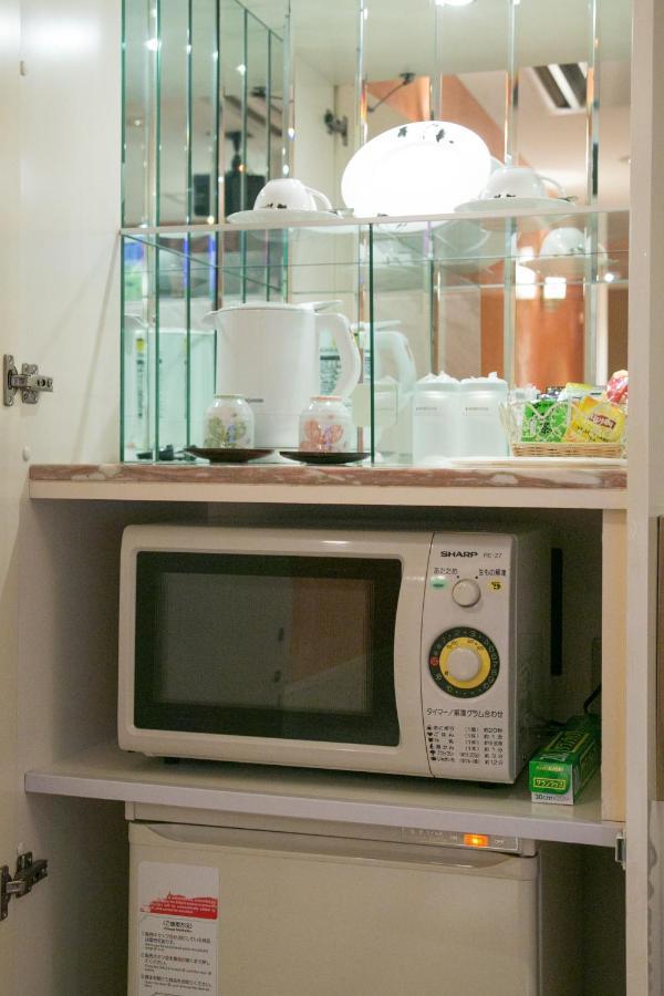 HOTEL D-WAVE Shinjuku（Adult Only) Tokyo Bagian luar foto